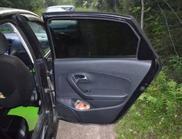 В Коми задержали женщину с наркотиками, полученными из тайника в лесу