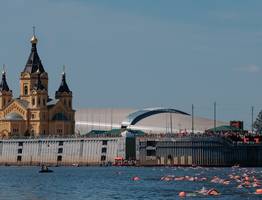 Бойцы СОБР "Заря" из Коми испытали себя в масштабном заплыве на Волге