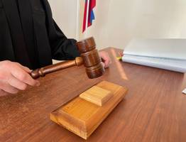 Суд отказал виновнику ДТП в праве на чужой поврежденный автомобиль