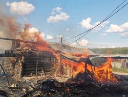 Шесть пожаров за сутки в Коми: для спасателей понедельник выдался "жарким"