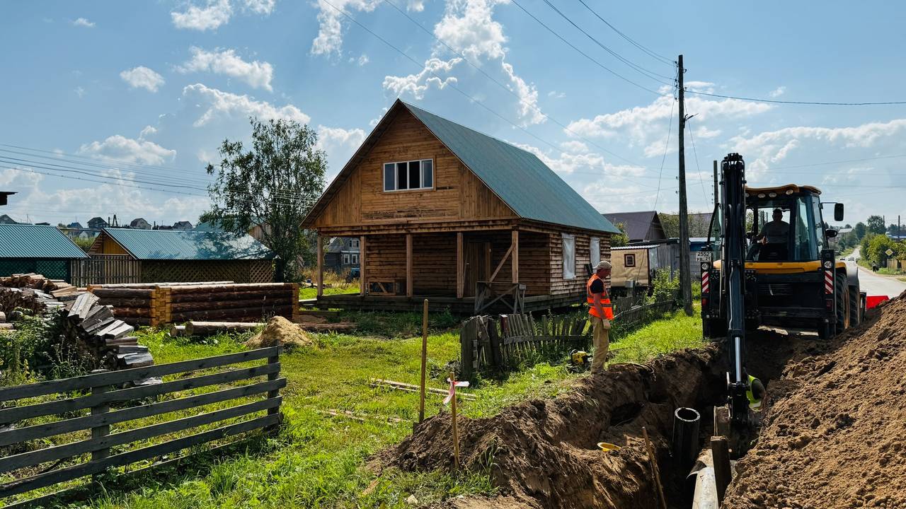 Главная картинка новости: В Коми активно расширяют газовые сети: 1495 домов в Визинге получат к ним доступ