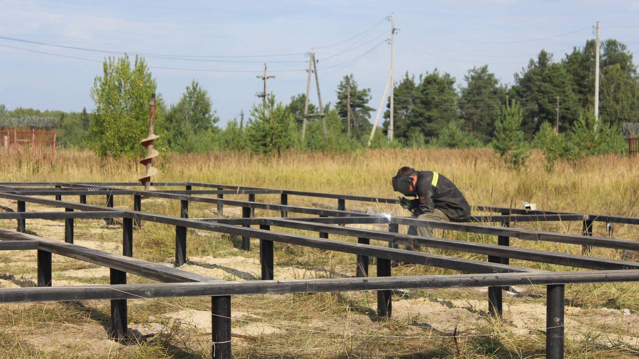 Главная картинка новости: Прилузье Коми преображается: новые ФАП, дороги и благоустройство парка