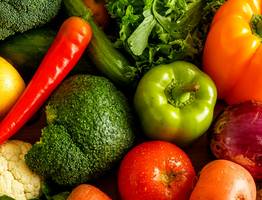 Диетолог назвал самый бесполезный овощ в рационе: это не огурец и даже не салат “Айсберг”