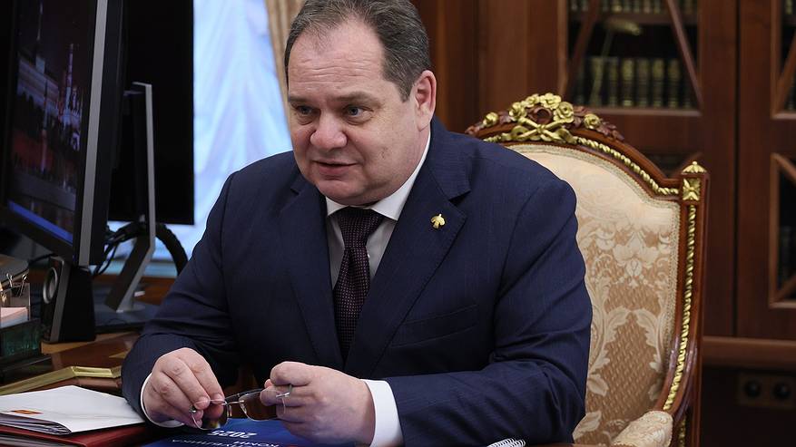 Главная картинка новости: Президент России одобрил представленные врио главы Коми стратегические проекты по развитию региона