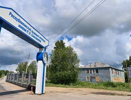 Под Сыктывкаром расчищают территорию для новой парковки у стадиона Сметаниной