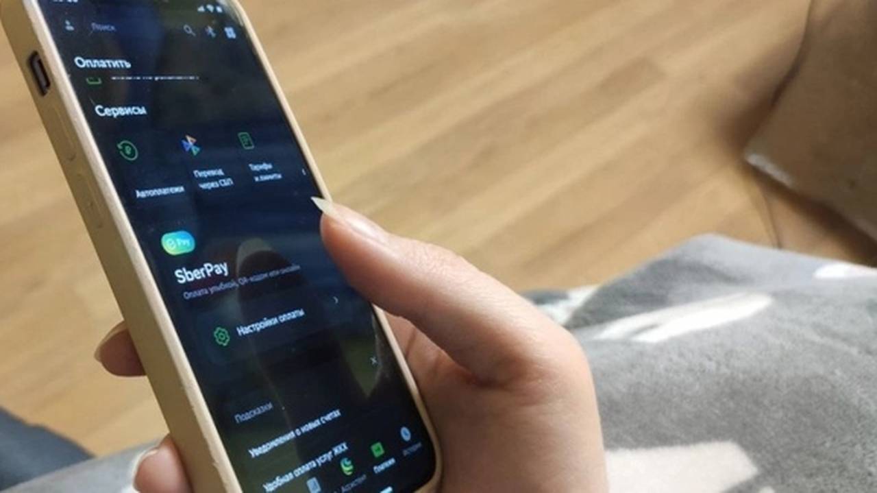 Главная картинка новости: Кто звонил: нужно ли отвечать и как поставить телефонных мошенников в полный тупик.