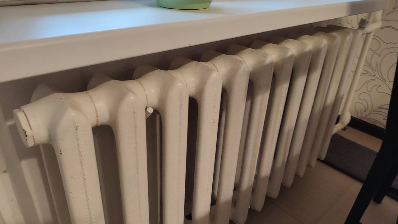 Главная картинка новости: Сыктывкар начинает плановый запуск отопления в социальных учреждениях