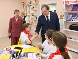 Ростислав Гольдштейн поздравил жителей Коми с началом учебного года