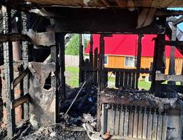 В Коми неисправная электрика уничтожила дом в деревне Гам