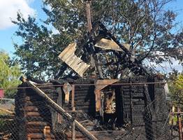 В Коми зафиксировали три пожара: горели дом, постройка и дача