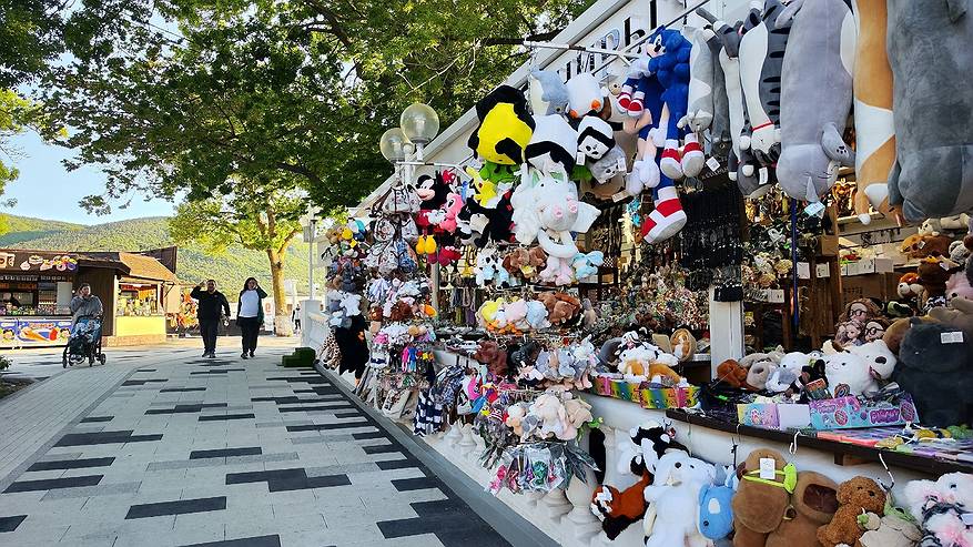 Главная картинка новости: Рынок в Гагре своими глазами: правда ли там всё так плохо, как рассказывают?