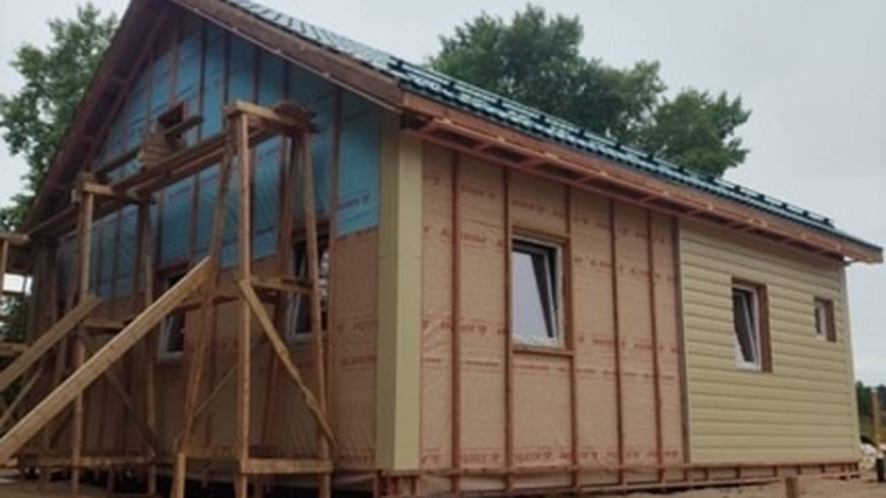 Главная картинка новости: Коми развивает сельскую медицину: в 2025 откроют 28 ФАПов и 2 амбулатории