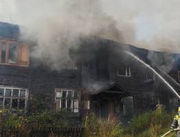 Пожарные потушили возгорание на площади 150 квадратных метров в Сыктывкаре