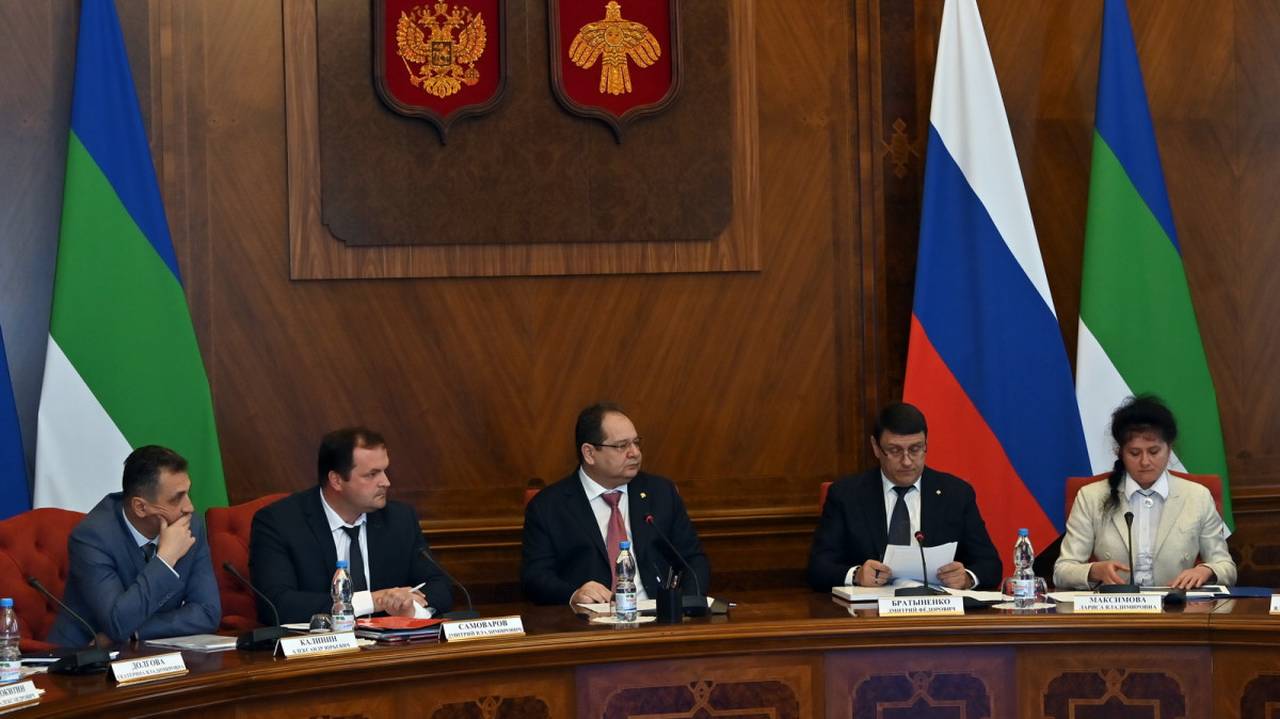 Главная картинка новости: Республика Коми ускоряет темпы модернизации дорожной сети