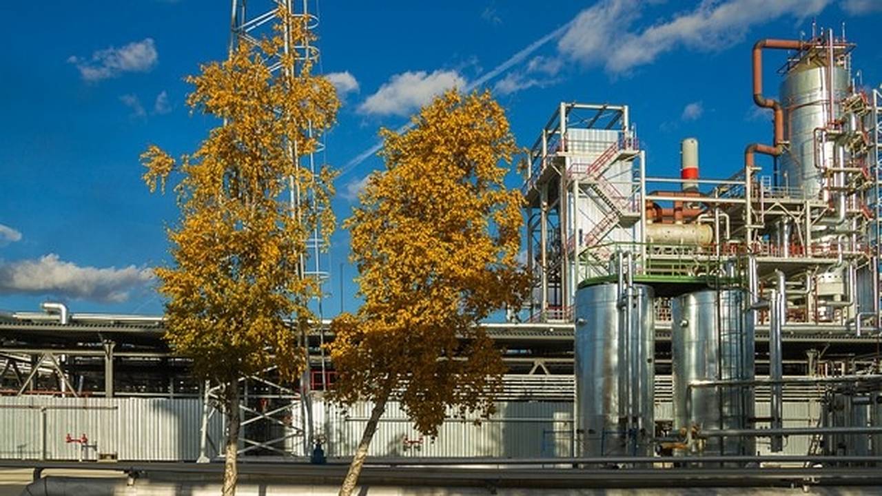 Главная картинка новости: Минприроды Коми запускает масштабную экологическую проверку нефтяных предприятий