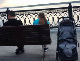 - У твоей сестры сломался холодильник, я ей отдала ваши деньги, - с ухмылкой произнесла свекровь