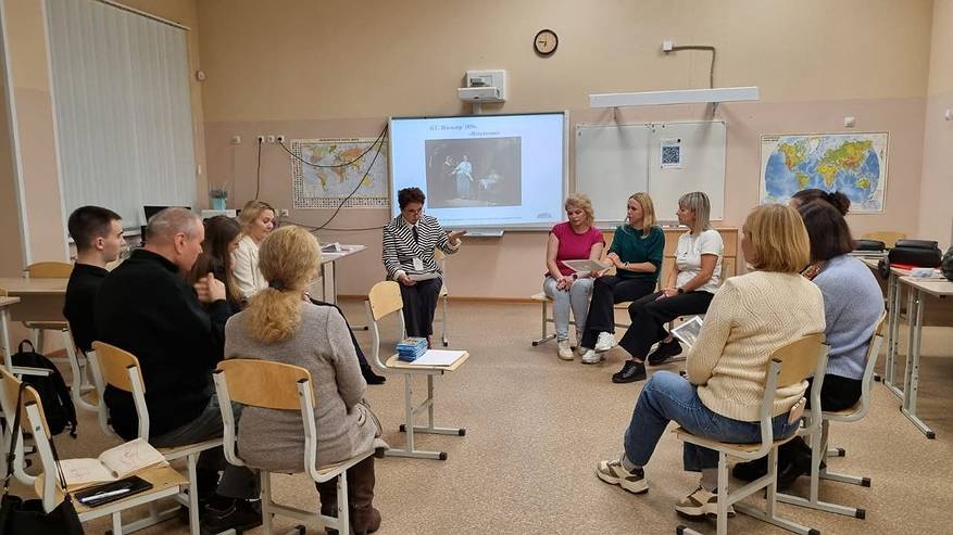 Главная картинка новости: Сыктывкар объединяет семьи: форум для мам и пап ответил на самые острые вопросы