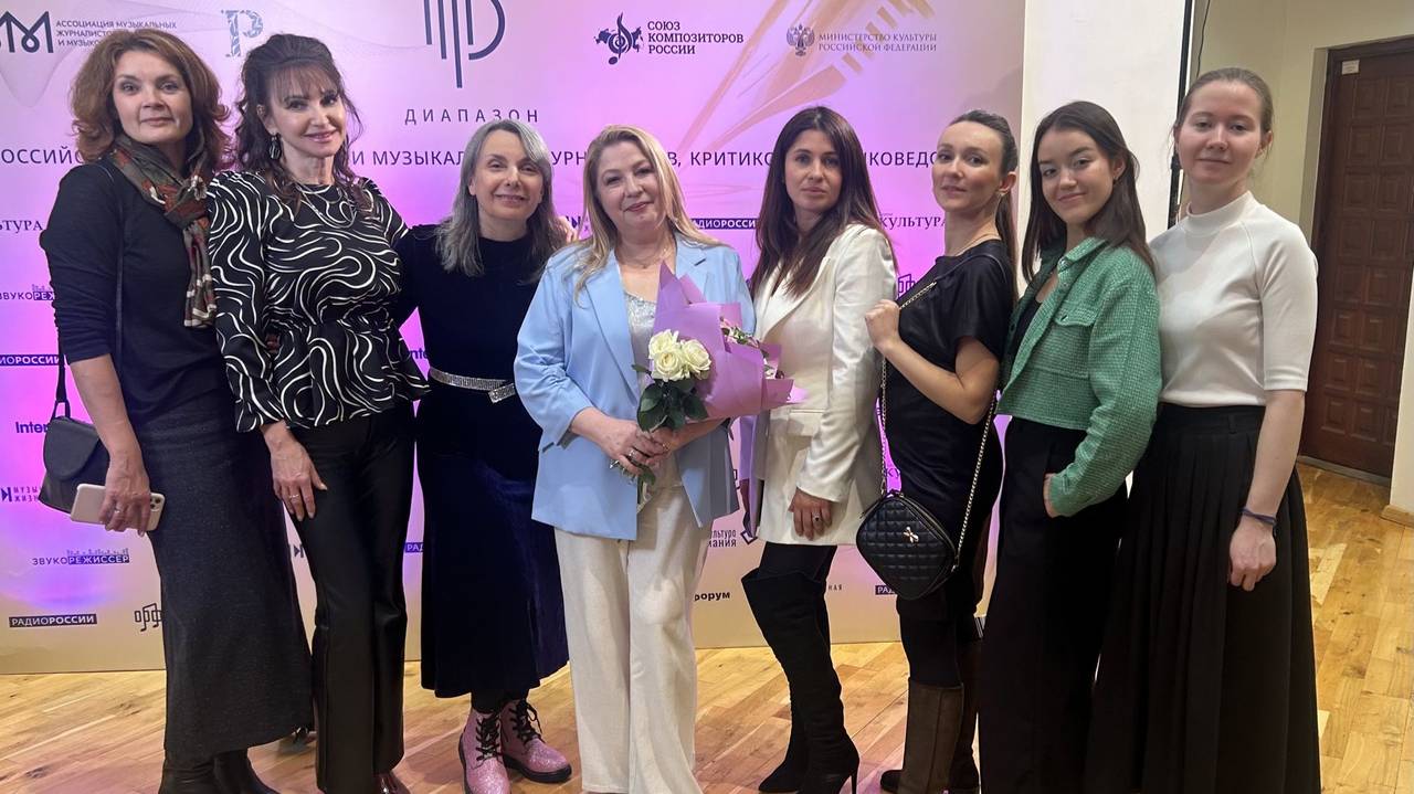 Главная картинка новости: Культурный обозреватель из Коми вошла в число финалистов премии "Диапазон"