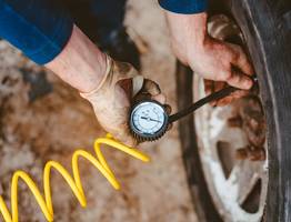 Эксперт рассказал правду: как правильное давление в шинах снижает расход топлива