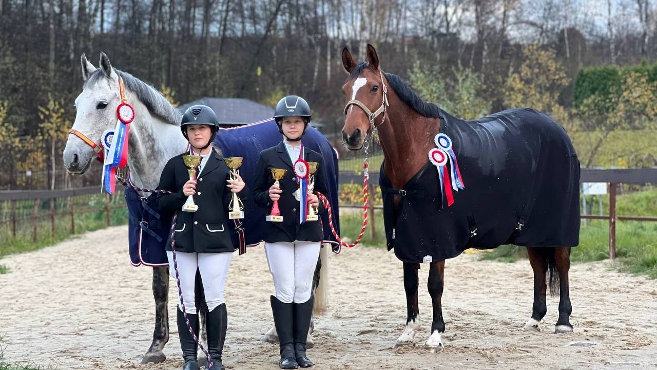 Наездницы Коми завоевали 7 наград на всероссийском конкуре