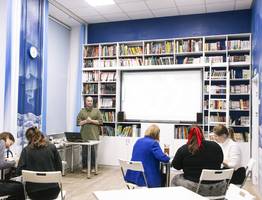 В сыктывкарской библиотеке взорвали рутину "АртКоммуной"