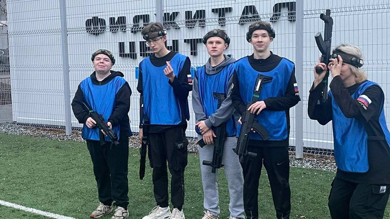 Главная картинка новости: Сборная Коми завоевала золотые награды на открытом кубке Губернатора Кировской области по фиджитал спорту