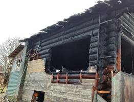 Пожарные Коми ликвидировали 6 возгораний в домах, бане, гараже и балках