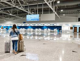 Отдых за колючей проволокой: россияне массово едут в Северную Корею