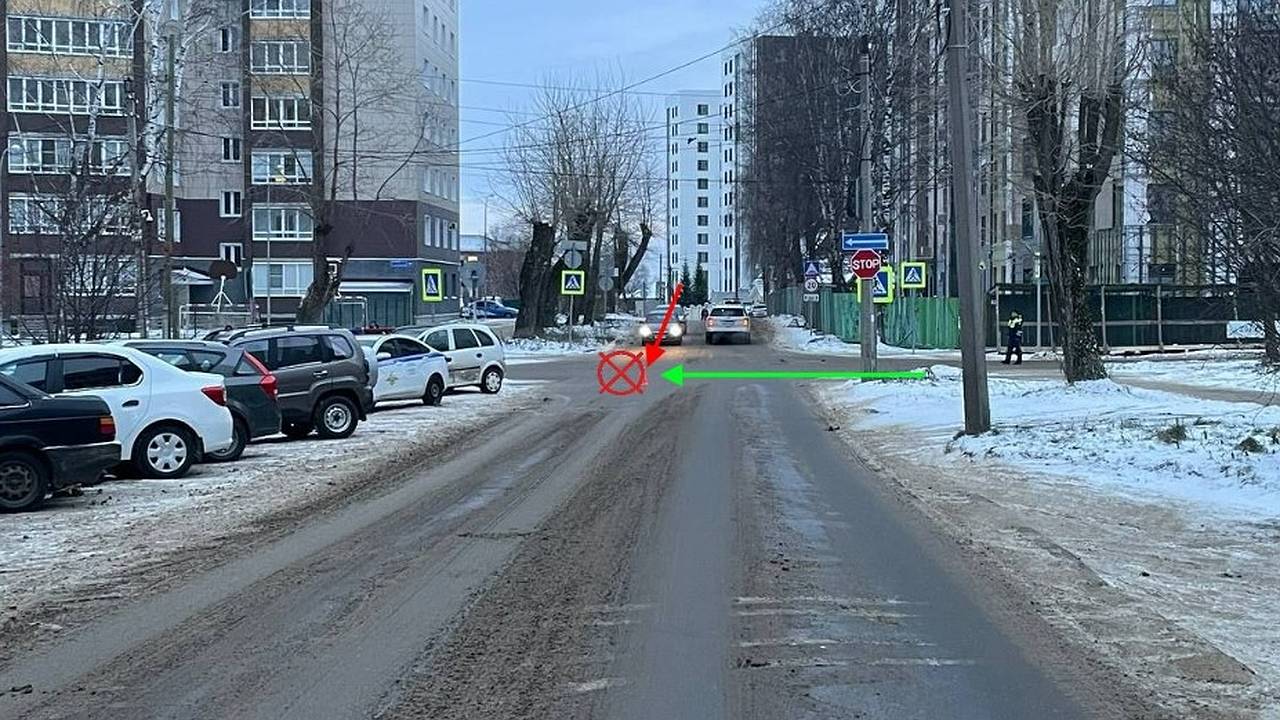 Главная картинка новости: Водитель на Opel сбил пешехода на "зебре" без светофора в Сыктывкаре