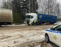 Госавтоинспекция Коми усилила контроль за грузоперевозками на трассе Сыктывкар-Ухта