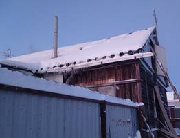 В Коми печь в дачном доме Усинска спровоцировала возгорание