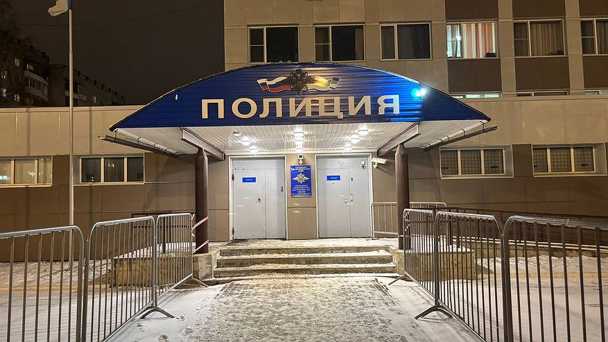 Главная картинка новости: Пенсионерка из Коми потеряла 6 миллионов, пытаясь получить "онлайн-ключ" от подъезда