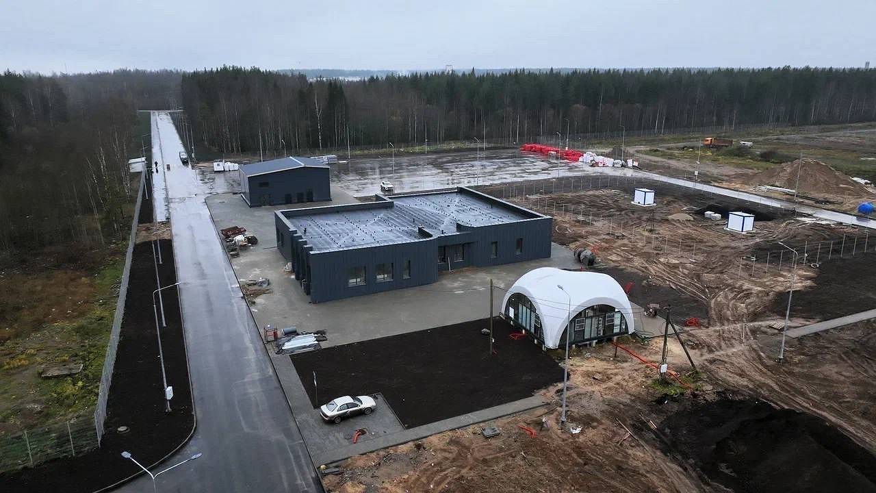 Главная картинка новости: Инвестор парка "Зеленец" объяснил прокурору Коми причины отставания от графика стройки