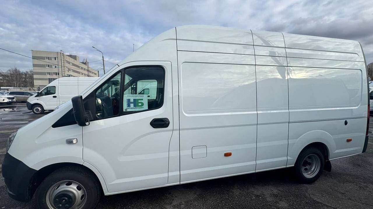 Главная картинка новости: В Коми реализовали народные проекты: удаленные села получили магазины и автолавки