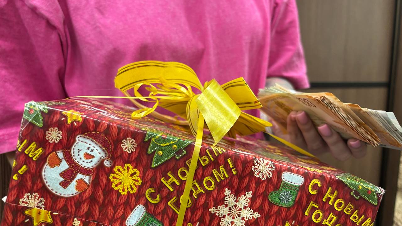 Главная картинка новости: Для 23% жителей Коми началась "жаркая пора" покупки подарков: они делают это за 2-3 недели до Нового года