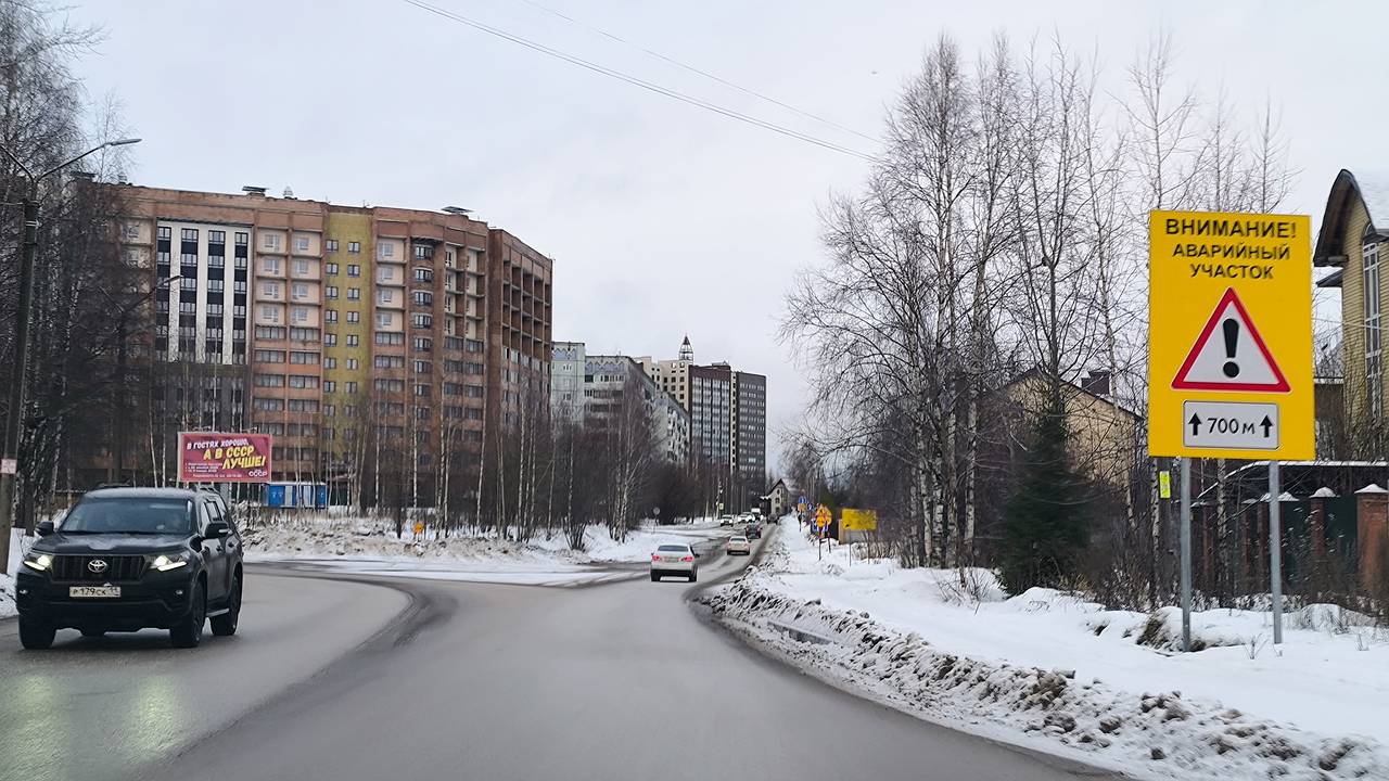 Главная картинка новости: На Тентюковской в Сыктывкаре завершили 1-ый этап ремонта, следующий стартует весной