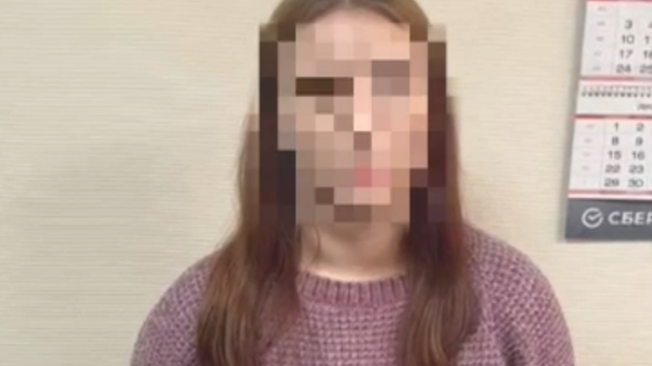 Главная картинка новости: В Корткеросском районе Коми задержали девушку-дроппера