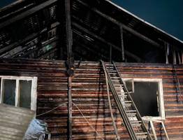 В Коми огонь уничтожил три дома за сутки и унес две жизни