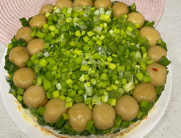 Как приготовить простой и очень вкусный салат «Счастье» на новогодний стол: поразите близких и любимых людей потрясающим вкусом