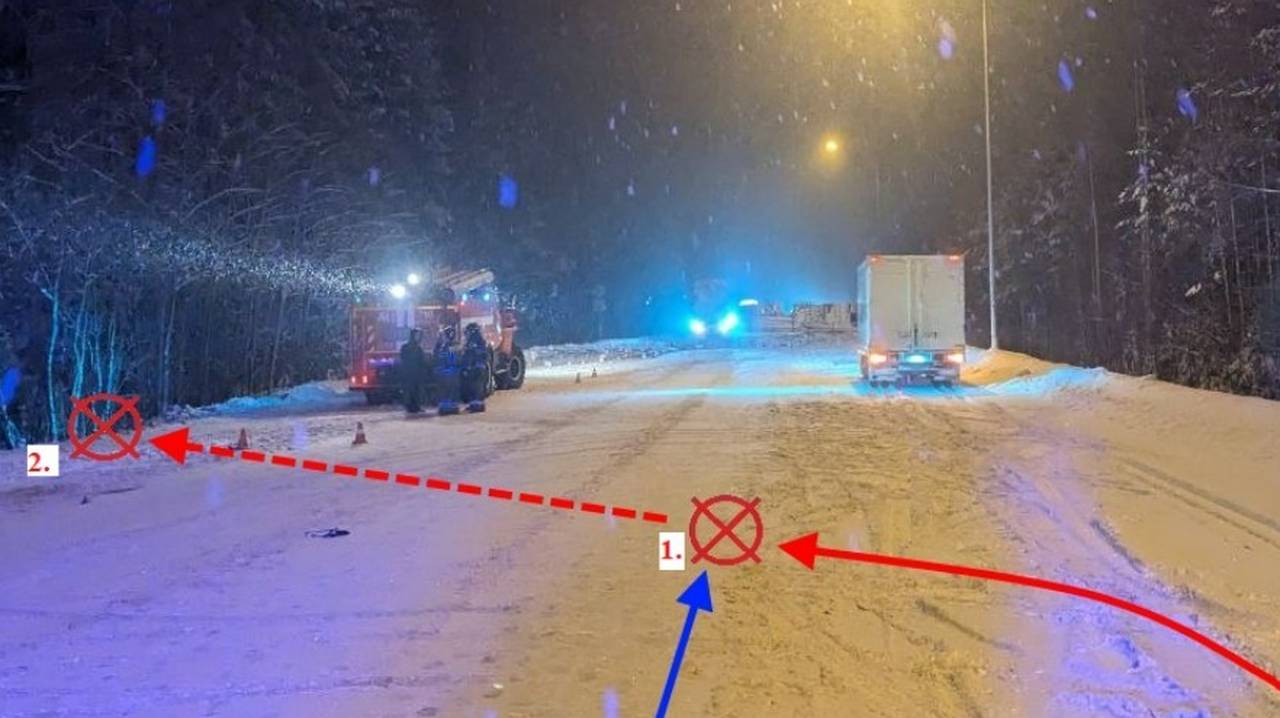 Главная картинка новости: На трассе в Коми в столкновении с грузовиком погиб водитель легковушки