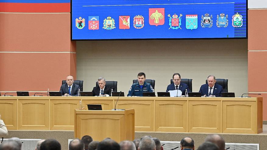 Главная картинка новости: МЧС России высоко оценило готовность системы оповещения в Коми