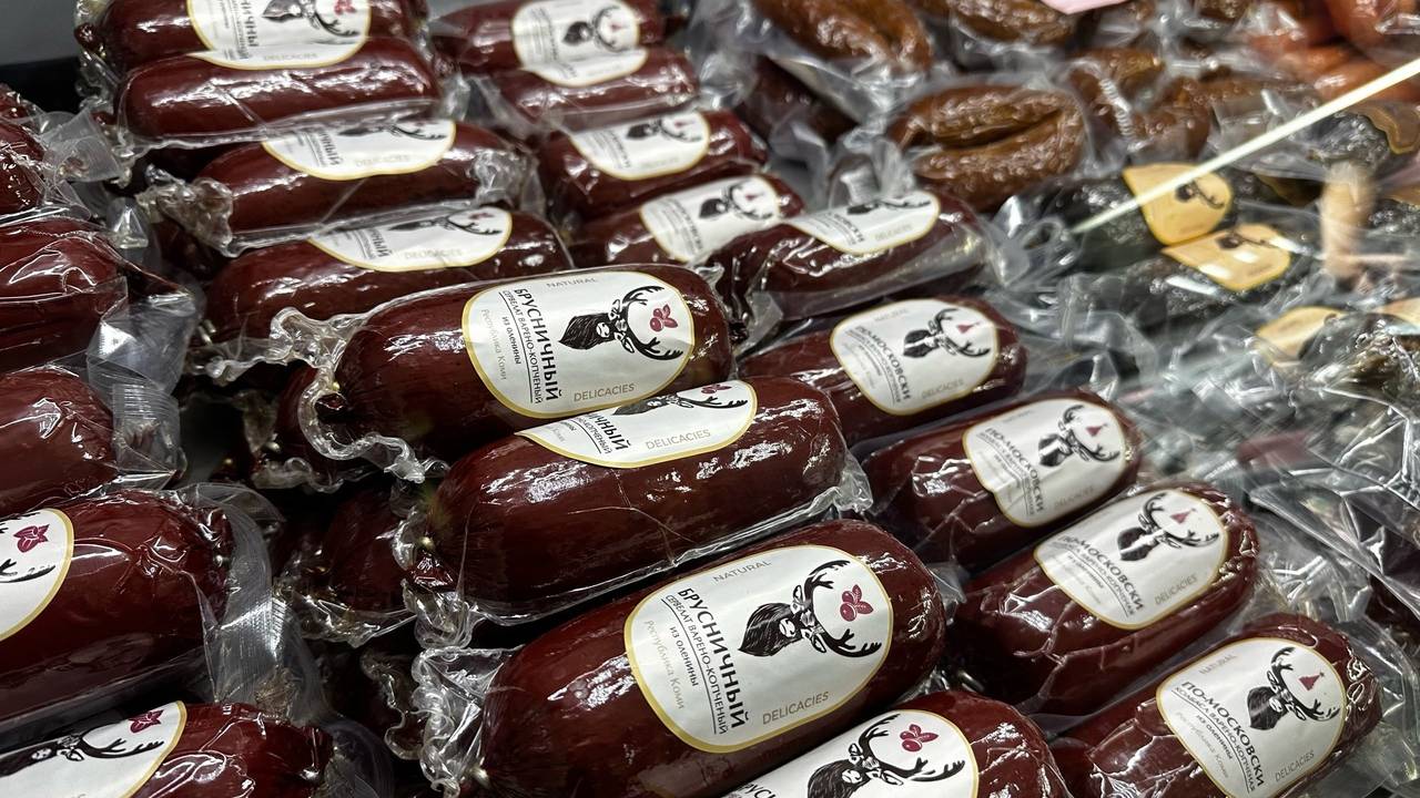 Главная картинка новости: В Коми интинский агрокомплекс наладил полный цикл переработки оленины