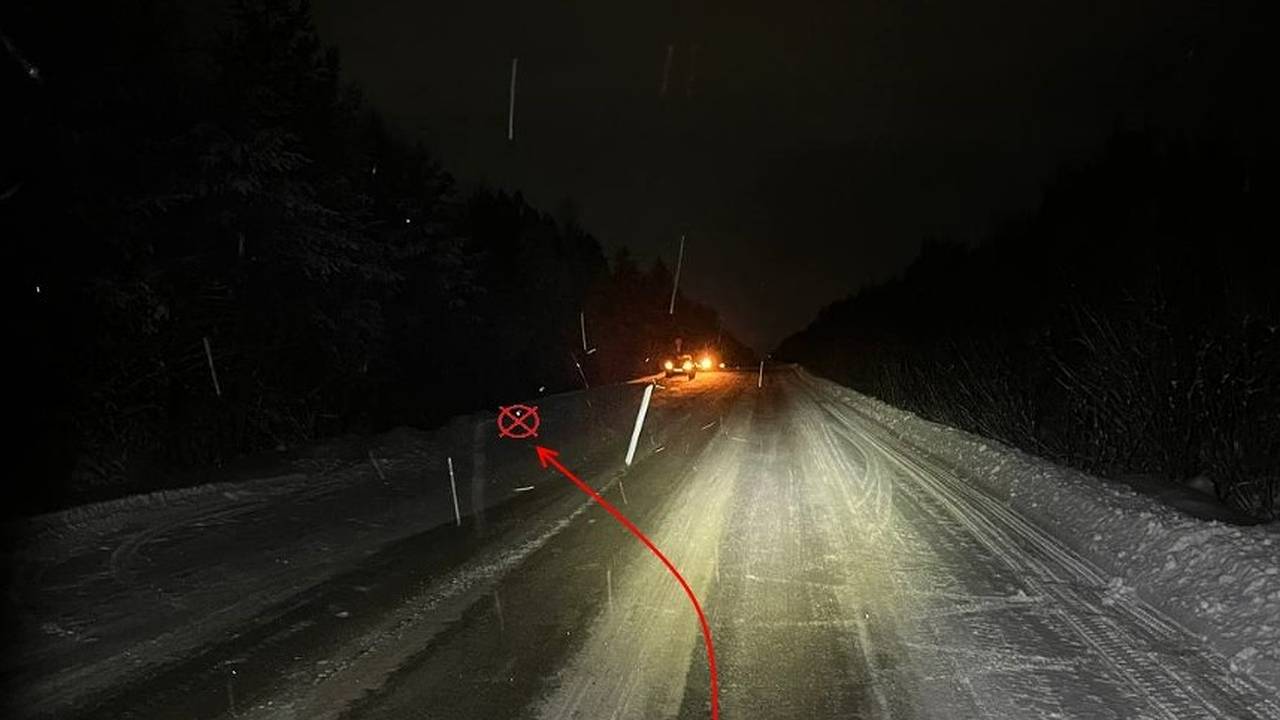 Главная картинка новости: В Коми Chevrolet Niva с начинающим водителем и двумя юными пассажирами оказалась в кювете