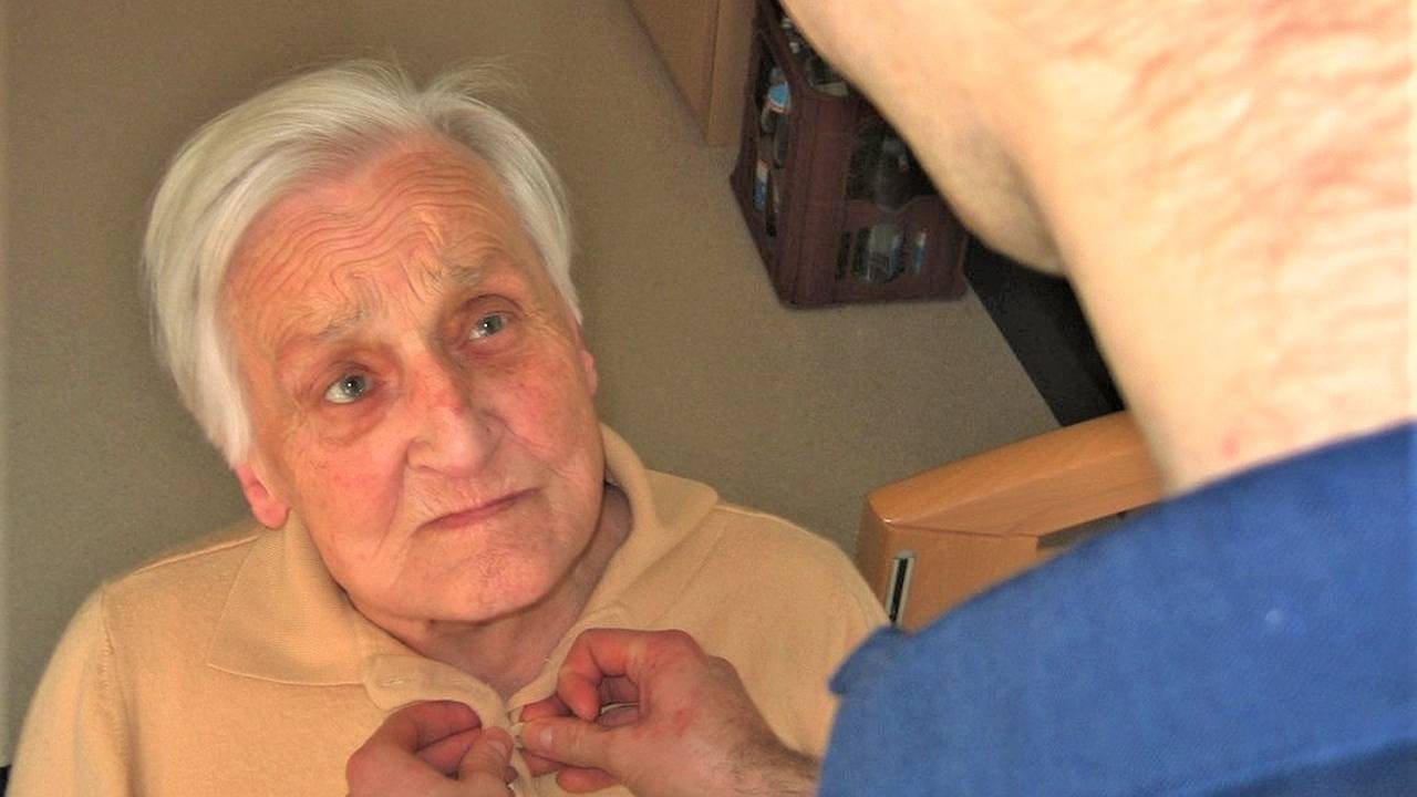 Главная картинка новости: 9 распространенных поступков, которые нельзя прощать детям, особенно после 50, чтобы потом не сожалеть