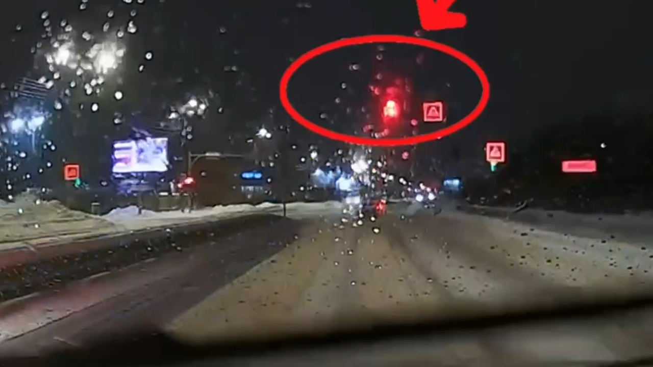 Главная картинка новости: Применили спецсредство: погоня в столице Коми завершилась задержанием пьяного водителя без прав