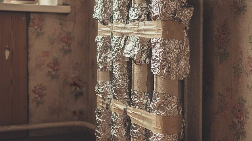 Главная картинка новости: Берем рулон фольги - и дом прогревается за 30 минут, даже если за окном мороз −40