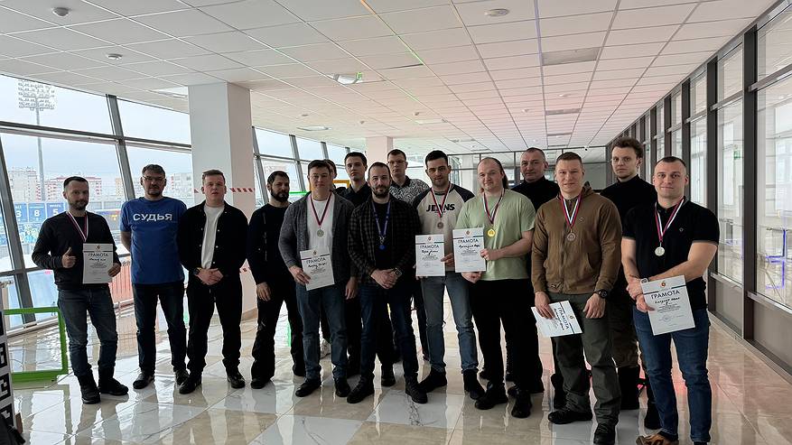 Главная картинка новости: Сотрудники предприятий Коми соревновались в дрон-рейсинге на первом корпоративном турнире