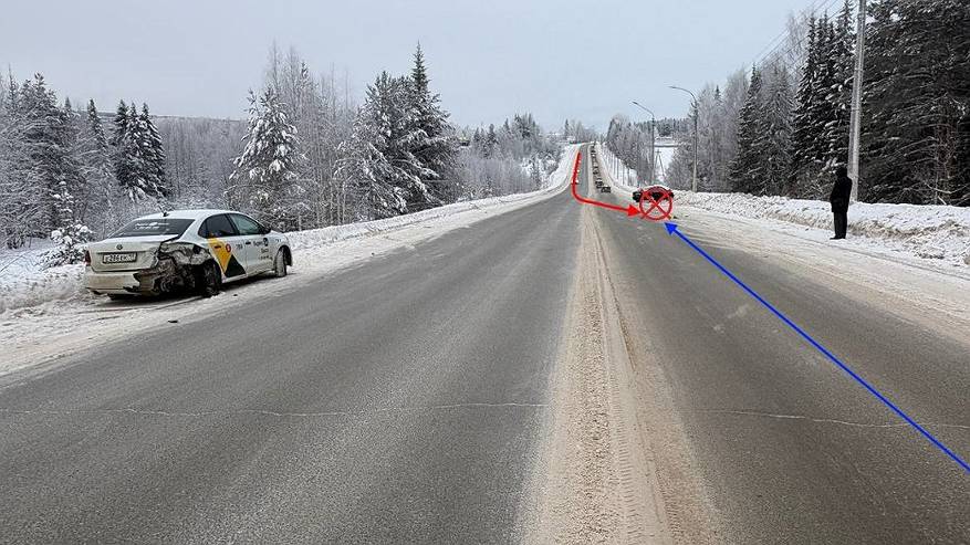 Главная картинка новости: Водитель такси не удержал управление и спровоцировал лобовое столкновение в Сыктывкаре