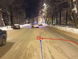 Неосторожный поворот во двор привёл к столкновению двух Kia в Сыктывкаре