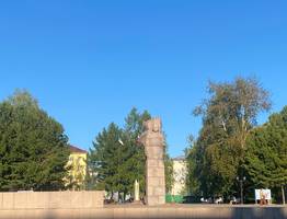 В Сыктывкаре после череды провалов в мае начнут ремонт памятника Ленину